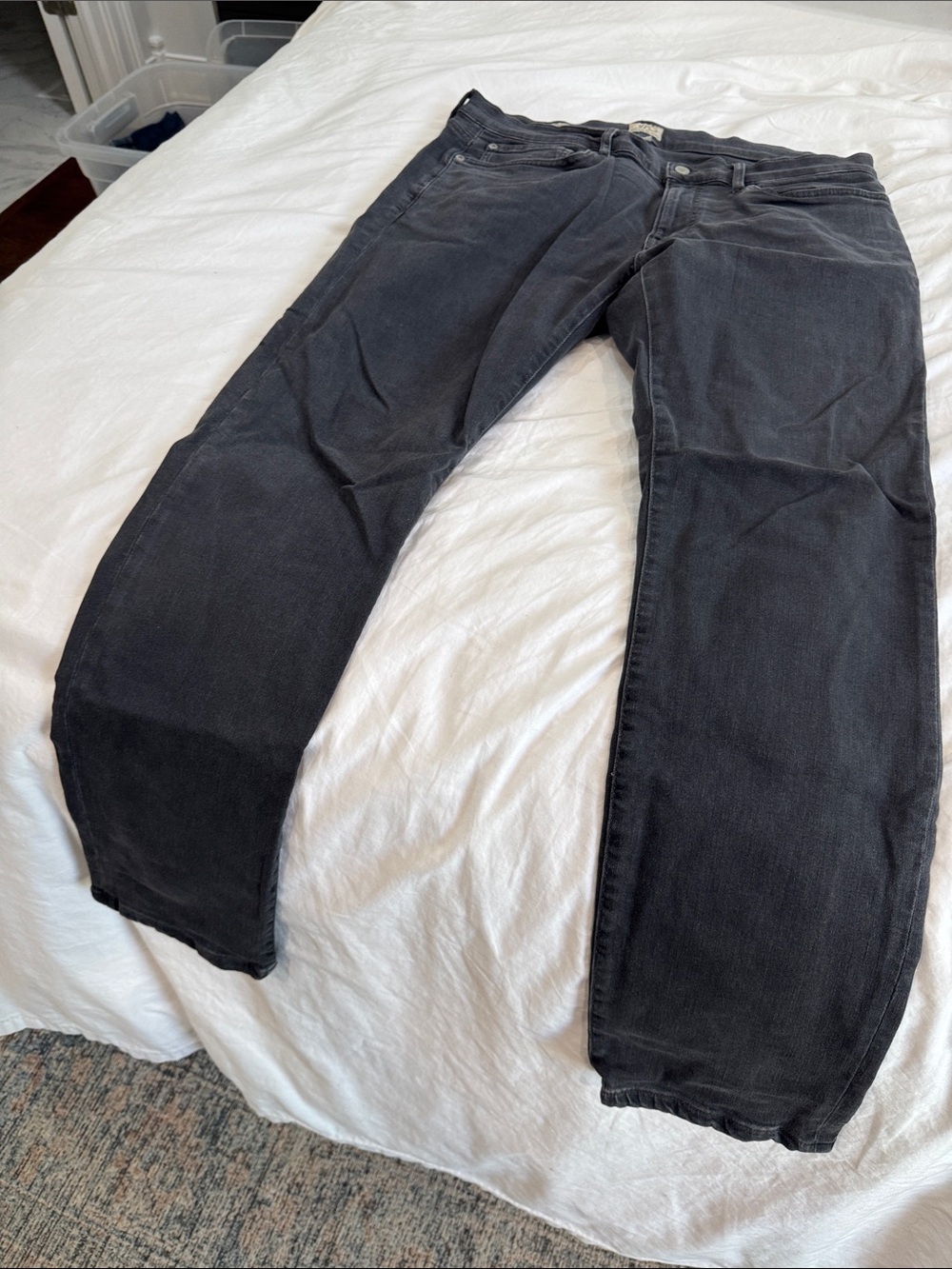 J Crew Men's Black Denim Jeans - Versatile Everyday Style 484 Slim Fit